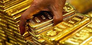 Gold price drops in Pakistan